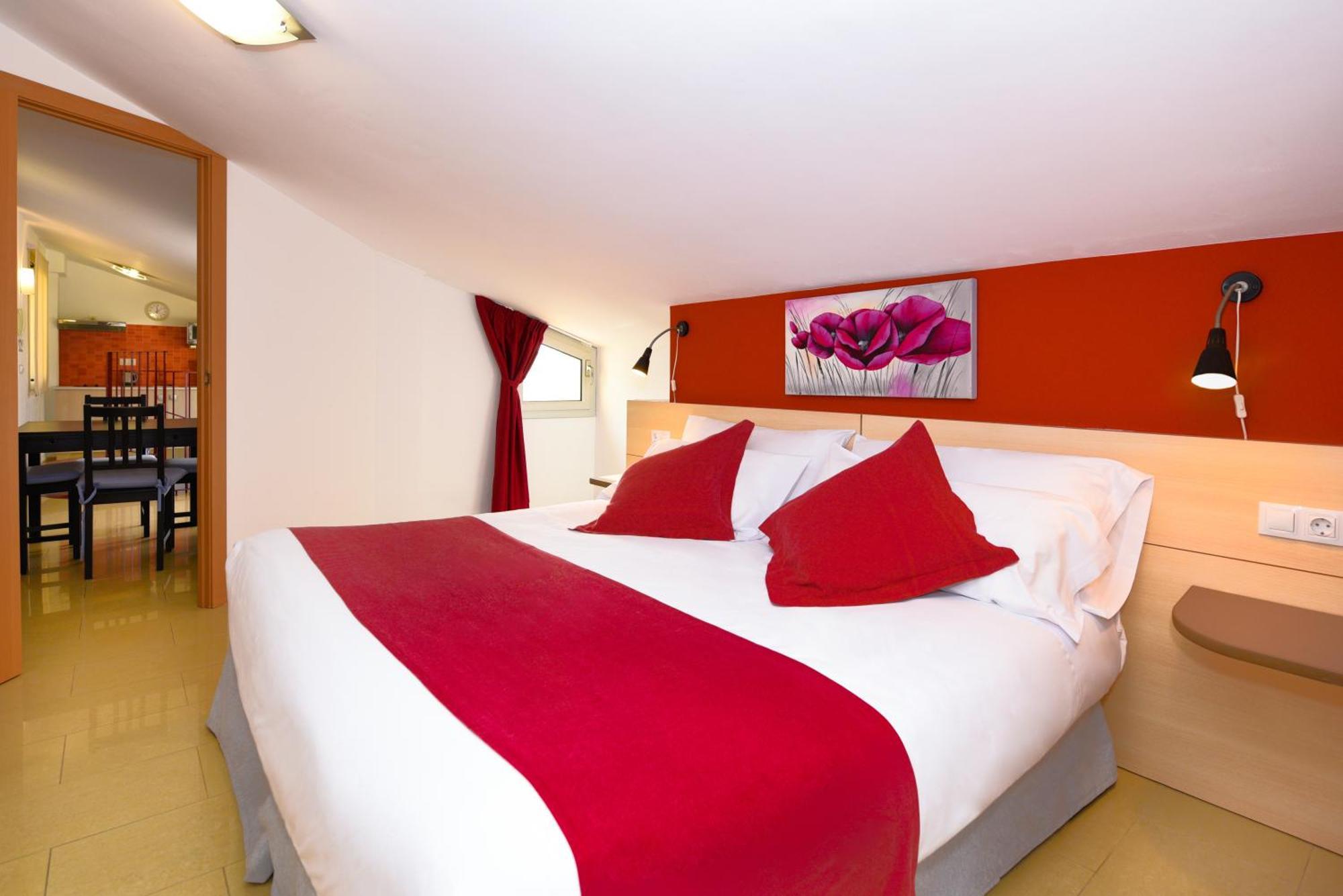 Neptuno Apartments Calella Room photo