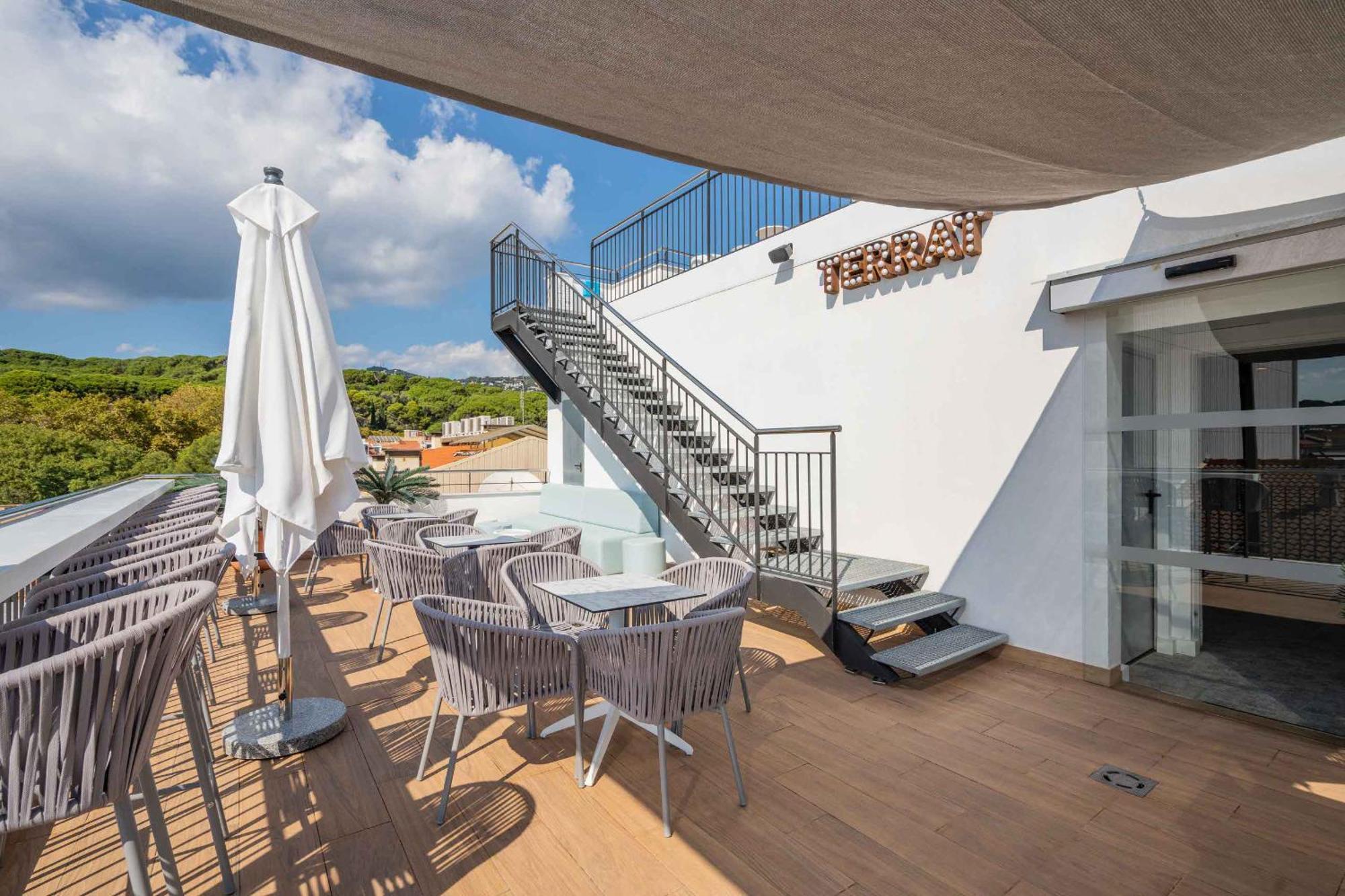 Neptuno Apartments Calella Exterior photo